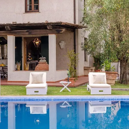 Arsina, Modern Italian Tradition. Private Pool Lukka